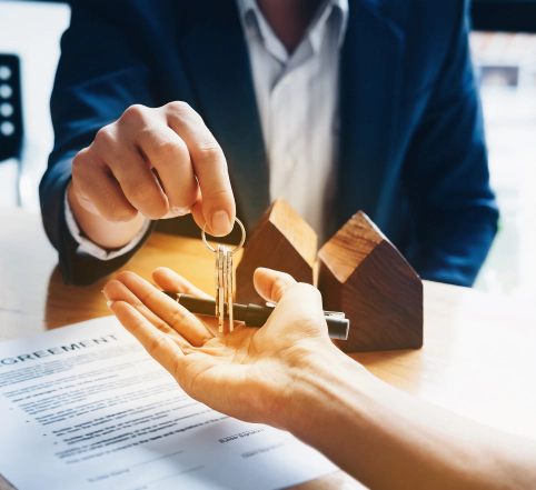 appraiser giving client new residential house keys canton MI